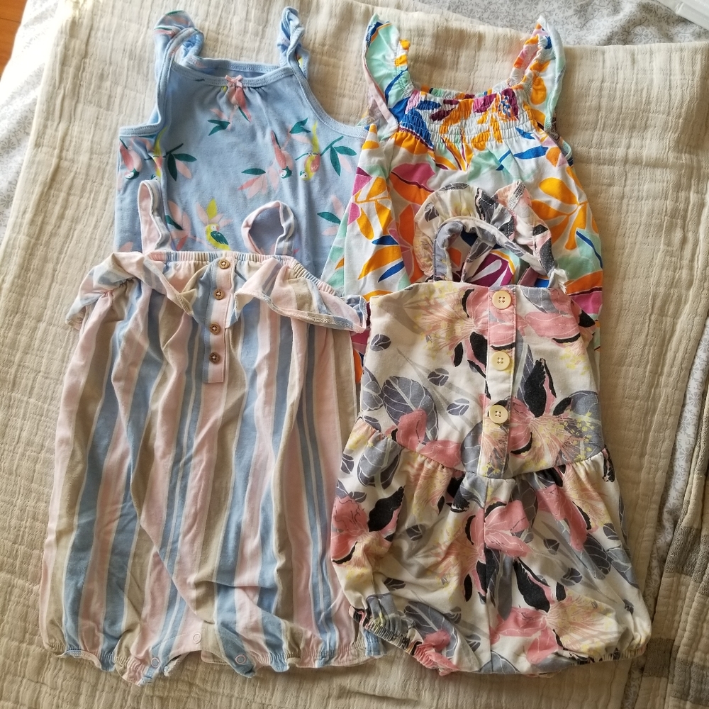 Carter's | (4) Rompers